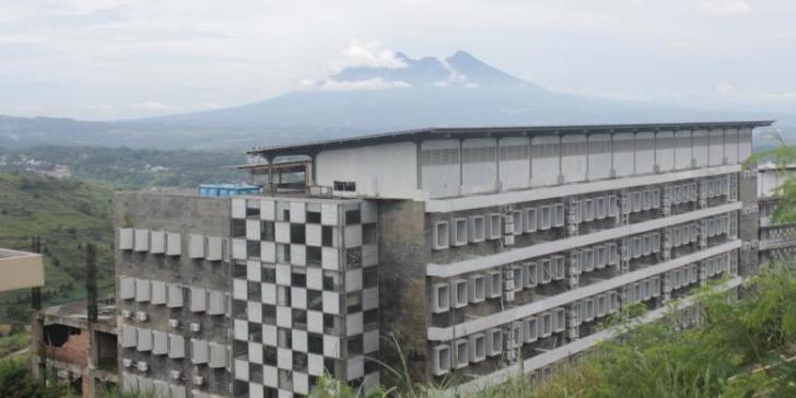 KPK Persilakan Bangun, Ternyata IMB Proyek Hambalang Bermasalah
