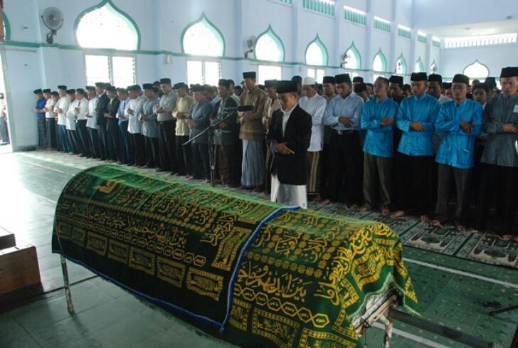 Tak Mau Sholat Jenazah, Pemuka Agama di Kampar Dipolisikan