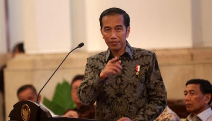 Jokowi Rapat Mendadak dengan Menko Polhukam, Kepala BIN dan Kapolri