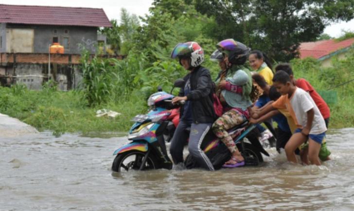 Riau Tetapkan Status Siaga Darurat Bencana Banjir dan Longsor