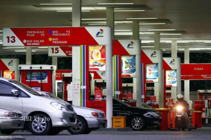 Plin-plan Rencana Penurunan Harga BBM Molor, Jokowi: Saya Minta Dihitung