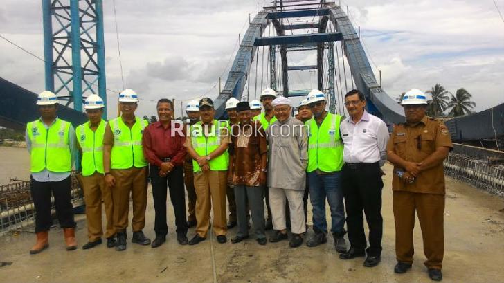 Pembangunan Jembatan Waterfront City Bangkinang, Jefry Noer: Belum Selesai Saja Sudah Bagus