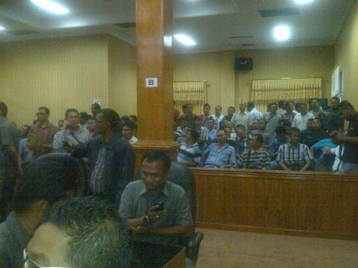 Geruduk DPRD, Buruh Desak Presdir PT. Chevron Mundur