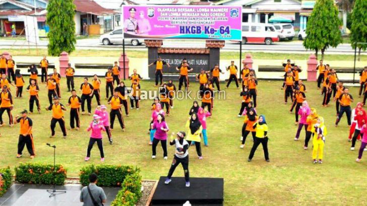 Peringatan HKGB ke 64, Bhayangkari Polres Kampar Gelar Perlombaan