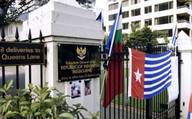 Bendera OPM Berkibar di KJRI Melbourne, Australia Bungkam