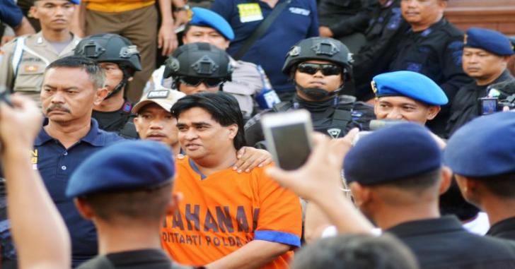 Penipuan Modus Gandakan Uang, Kanjeng Taat Pribadi Resmi Tersangka