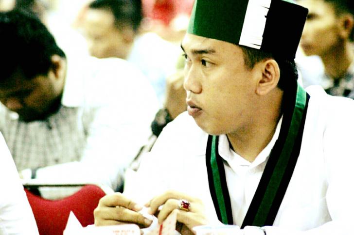 Menggugat Gelar Kepahlawanan