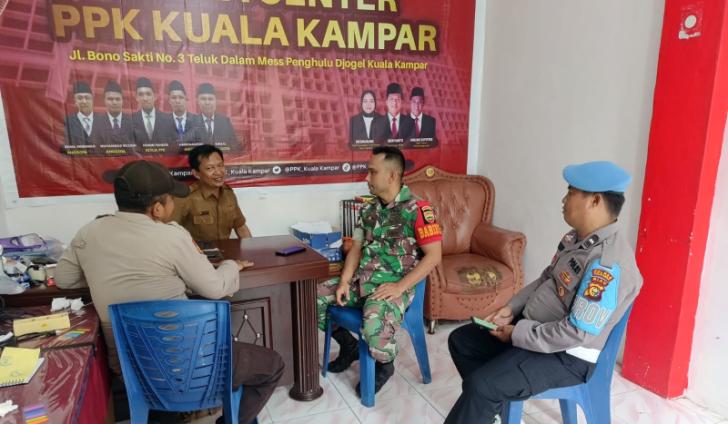 Ciptakan Suasana Kondusif Pasca Pilkada, Personel Polsek Kuala Kampar Gelar Cooling System