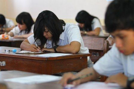 104 Ribu Siswa SMP di Riau Ikuti UN Hari Ini