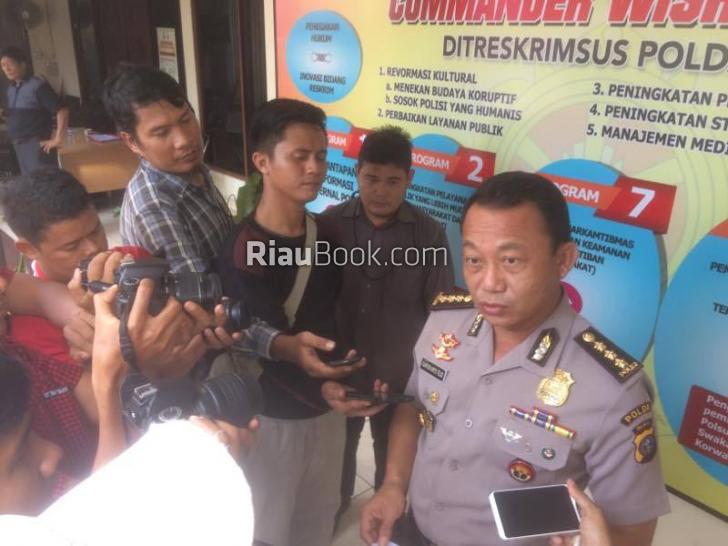 Tim Sapu Bersih Pungli Periksa 4 Honorer Terkait IUJK