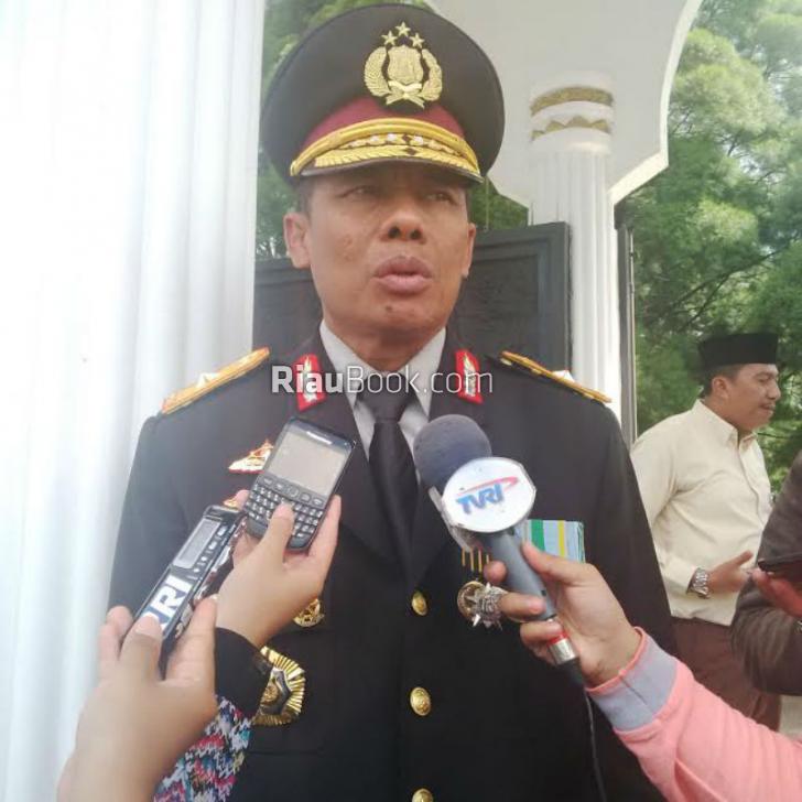 Kapolda Riau Ajak Masyarakat Perangi Narkoba