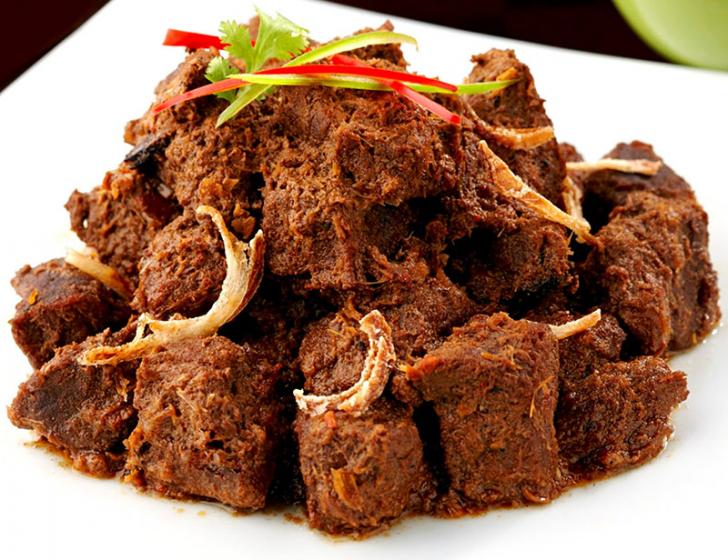 Rendang Jadi Makanan Favorit di Laos, dalam Perhelatan Festival ASEAN Plus