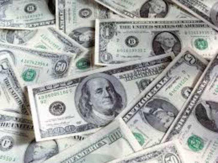 Suku Bunga The Fed Terus Perlemah Rupiah