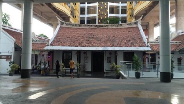 Ini Rumah Tajir dengan 100 Kamar di Era 45, Pemiliknya Mayor Miliki 14 Isteri