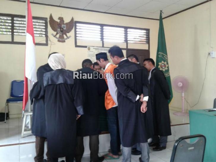 Sidang Pembunuhan di Kuansing, Terdakwa Ngaku Dapat Pesan Berisikan Ancaman