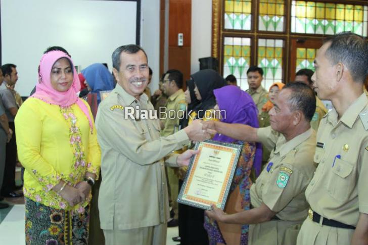 Bupati Siak: Negara Menghadapi Tantangan Kesehatan Triple Burden