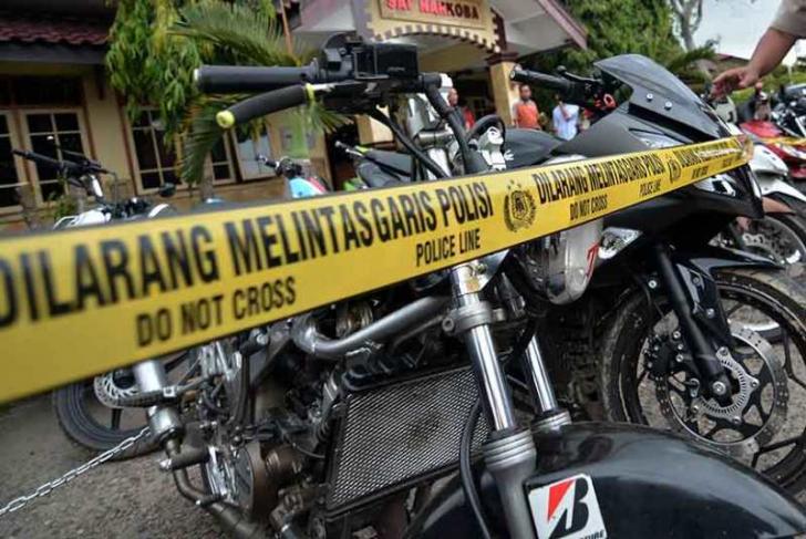 Sedang Sholat di Masjid, Sepeda Motor Warga Peranap Diembat Maling