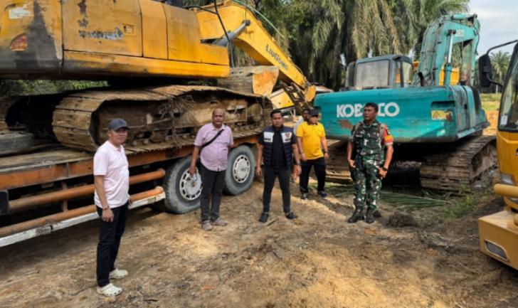 Tim Gabungan Satreskrim Polres Kampar Tutup Aktivitas Penambangan Tanah Urug Ilegal
