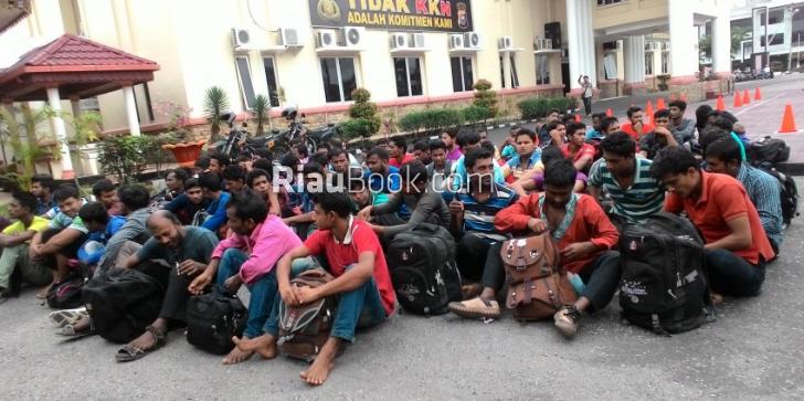 Tidak Tahan Dianiaya, WNA Asal Bangladesh Laporkan Tempat Penampungan ke Polres Dumai