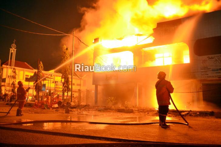 Gawat, Saat ini PT Pelindo Dumai Tidak Memiliki Mobil Damkar