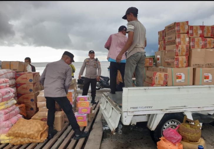Sosialisasi Kamtibmas, Polsek Kuala Kampar Goro Bersama Buruh Pelabuhan