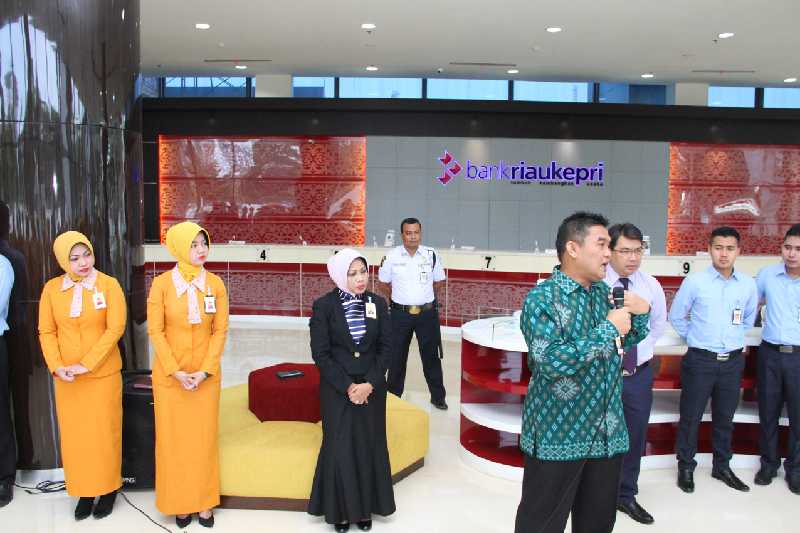 2016, Tahun Pertumbuhan Bisnis dan Budaya Kerja Produktif Bagi Bank Riau-Kepri