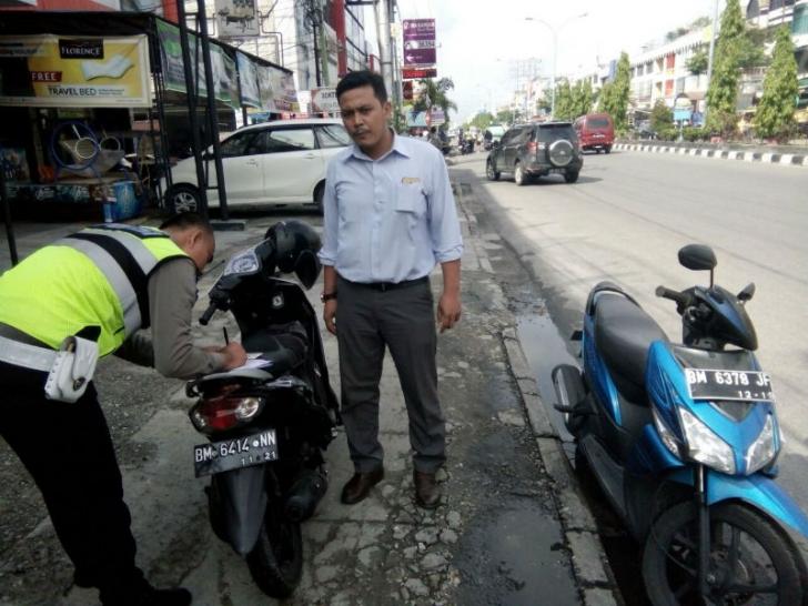Masih Banyak Pengendara di Pekanbaru Tidak Pakai Helm dan Melawan Arus