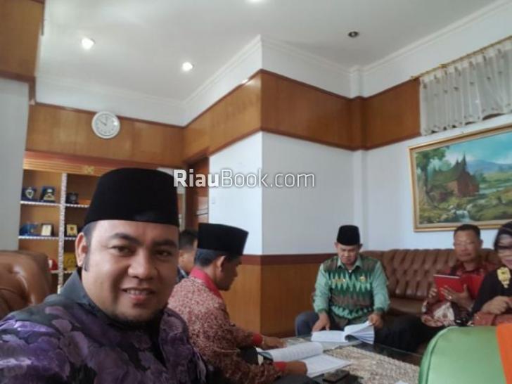 Parlementaria - Pansus DPRD Pelalawan Kunker Gesa Ranperda Jadi Perda Demi Kepastian Hukum