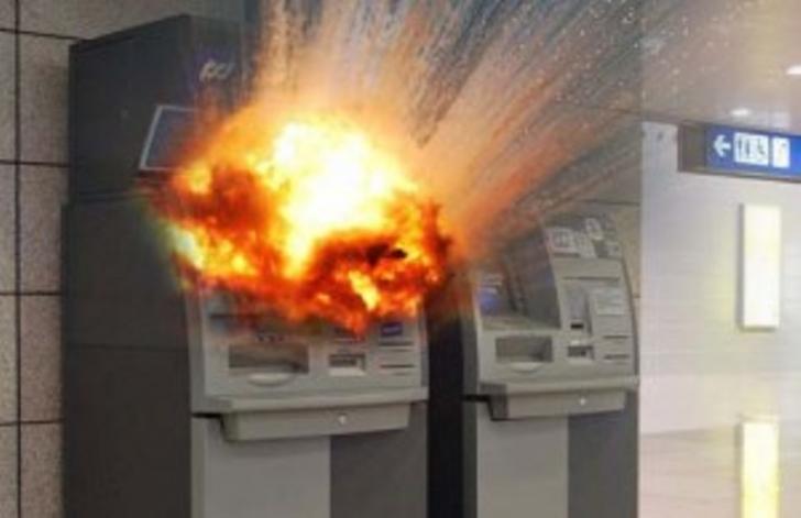Kok bisa, Mesin ATM di Bengkalis Terbakar