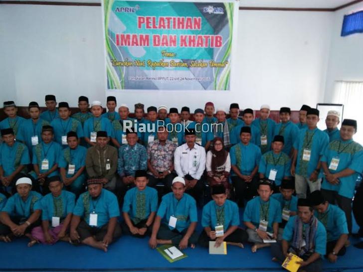 Puluhan Warga Pelatihan Imam dan Khatib, Lahirkan Mubaligh Andal di Riau