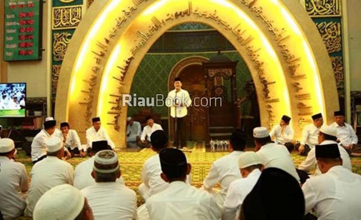 Masjid Paripurna dan PMB-RW, Langkah Pemko Menuju Pembangunan Smart City