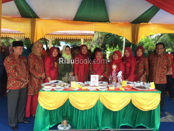 Kasmarni Bangga, Tim PKK Bengkalis Juara Harapan Lomba Cipta Menu Bergizi