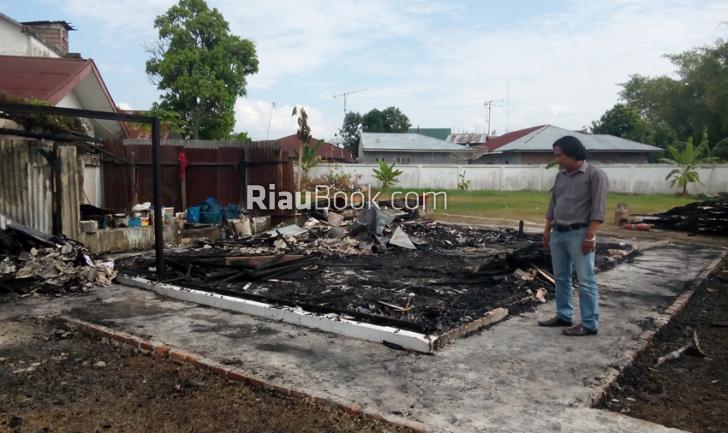 Apes, Ruang Tempat Mediasi & Juga Kantin Pengadilan Negeri Dumai Rata Dibuat Sijago Merah