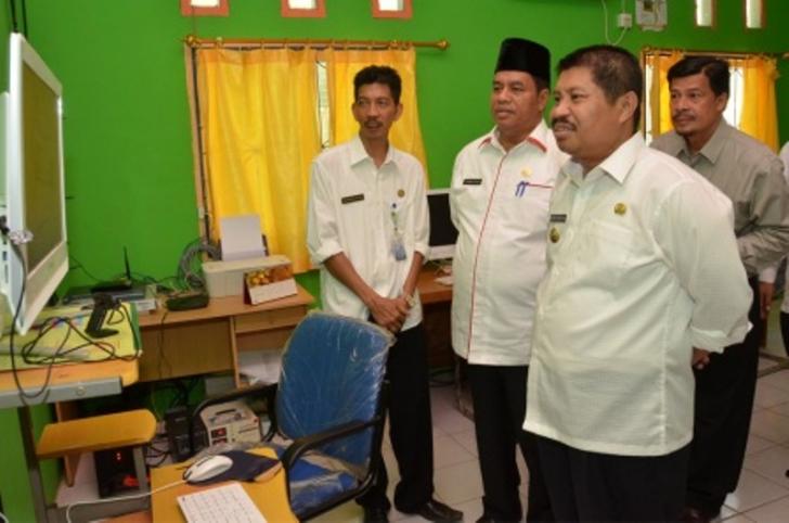 Baru Menjabat, Bupati Bengkalis Instruksikan Setiap Desa Punya Website Sendiri