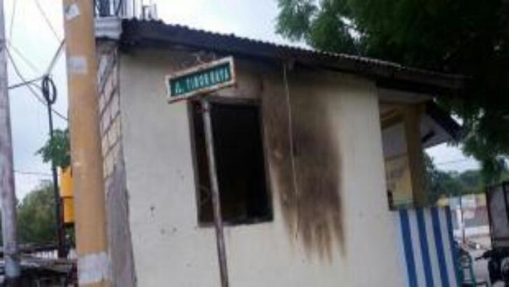 Pos Polisi Dibakar, Puluhan Pemuda di NTT Digebukin dan Dijebloskan ke Penjara