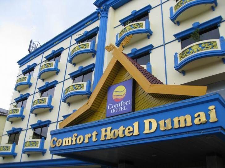 Duh, Hotel Comfort di Dumai Tawarkan PSK dengan Cara Lempar Kondom