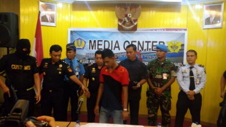 Bawa Sabu dari Malaysia, Warga Aceh Telan 4 Kondom ke Pekanbaru