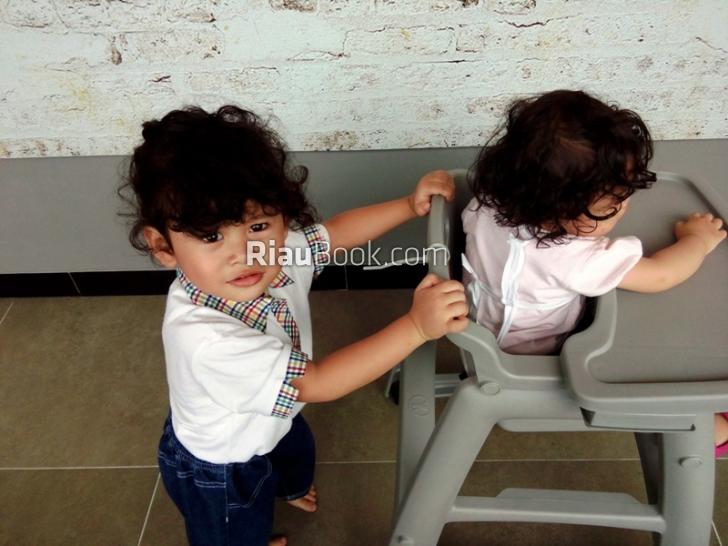 Peringatan Bagi Ibu, Jangan Sibuk dengan Ponsel Melulu, Ini Akibatnya Bagi Anak