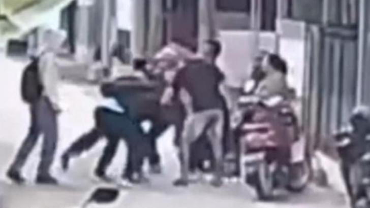 Viral, Guru SD Babak Belur Dikeroyok Pelajar