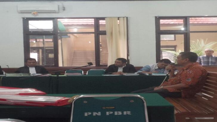 Pembantu Rektor III UIR Ketahuan Palsukan Tanda Tangan GM Hotel