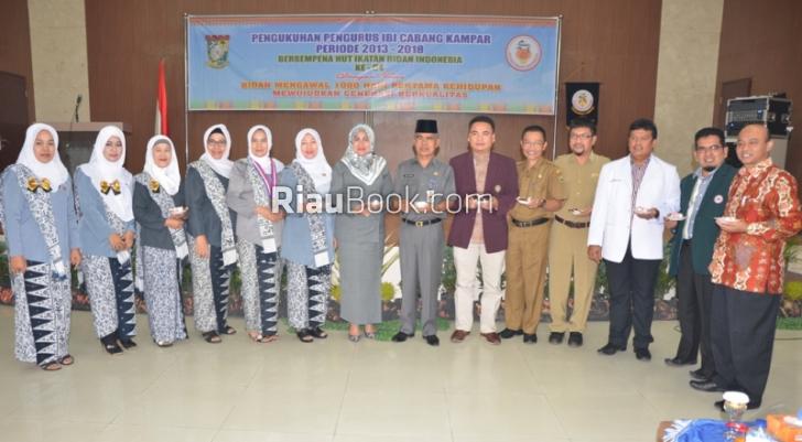 Di Kampar Bidan Sudah Sampai Pelosok Desa
