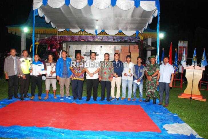 Malam Pesta Rakyat di Lirik, Ini Pesan Khairizal untuk Pemuda