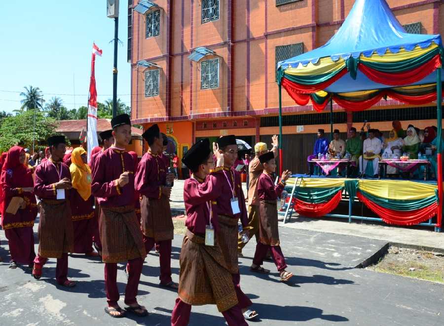 Ada Ribuan Peserta Ikut Pawai MTQ di Pulau Rupat Bengkalis