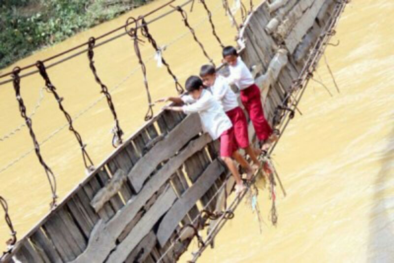 Bahaya, Ada 25 Jembatan di Riau Berstatus Darurat, Pemda Baru akan Perbaiki