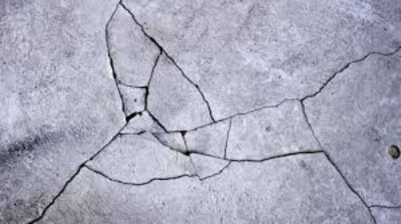 Baru Dibangunan Setahun Lalu, Kantor Camat Kandis Mulai Retak