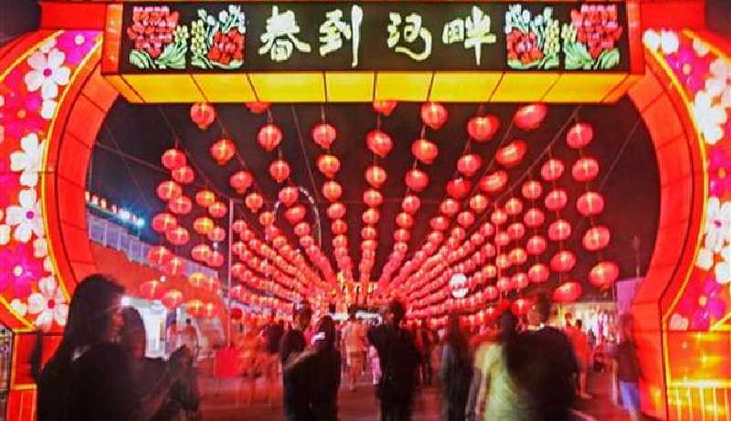 Bersolek, Ribuan Lampion Hiasi Jalan Protokol Bengkalis
