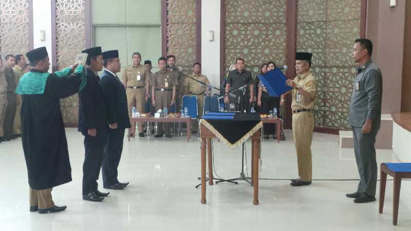 BPR Sarimadu Punya Dirut Baru, Ini Pesan Sekda Kampar