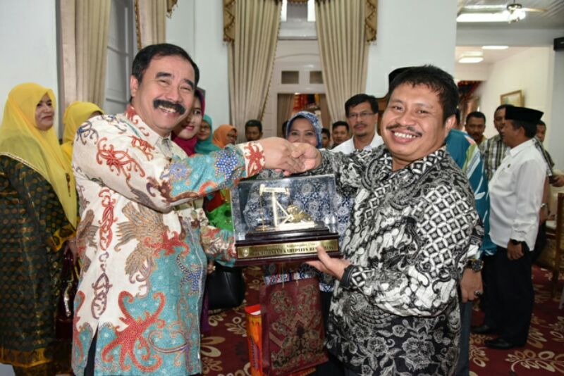 Bupati Bengkalis Bertemu Khusus dengan Jenderal Bina Keuangan Daerah, Ini yang Dibicarakan