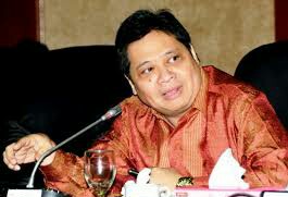 Direstui Sejumlah Senior Golkar, Airlangga Siap Berkompetisi Di Munas