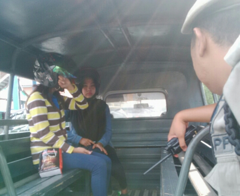 Ditangkap Satpol PP Dumai, Remaja ini Menangis Takut di Potong Gaji